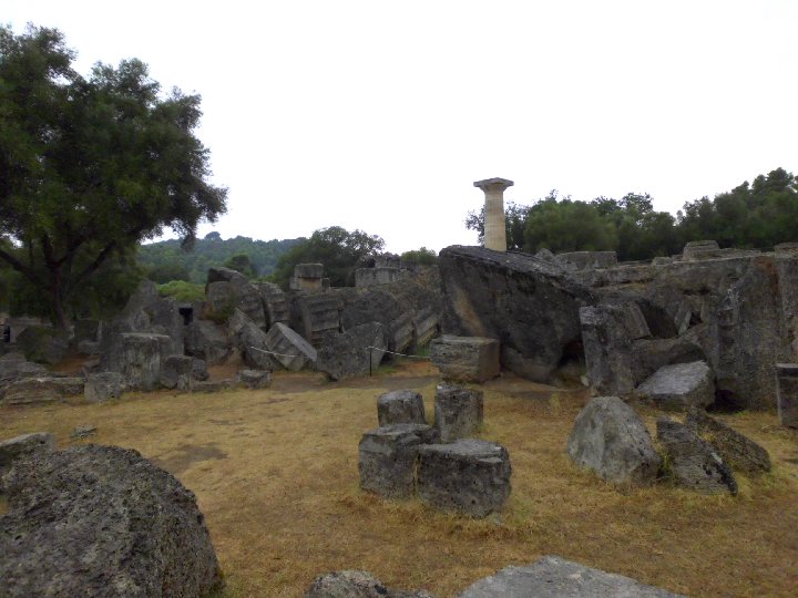 Olympie: le temple de Zeux Olympien